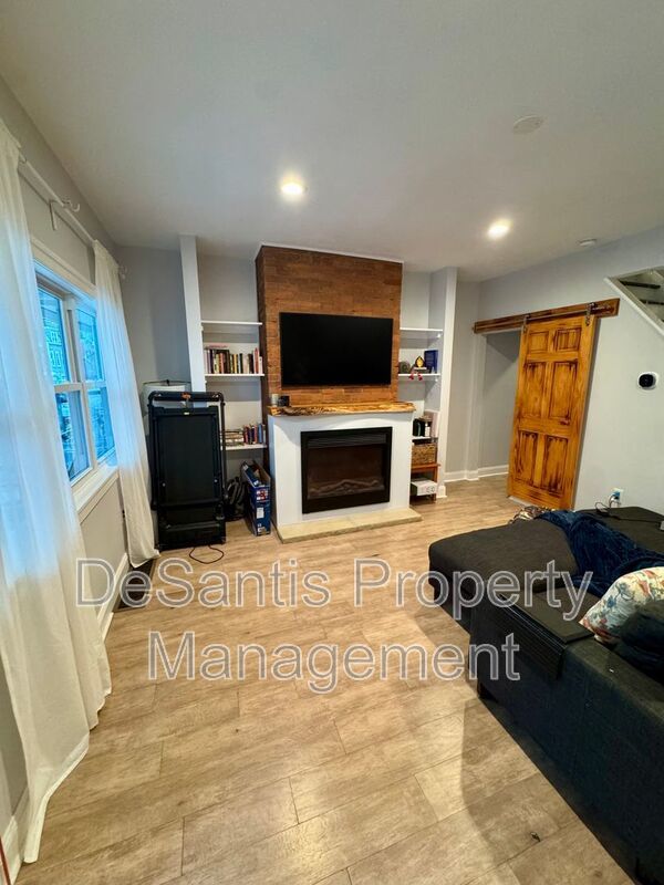 Gorgeous 3 Bed 2.5 Bath in Lawrenceville! property image