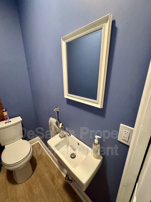 Gorgeous 3 Bed 2.5 Bath in Lawrenceville! property image