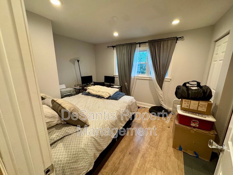 Gorgeous 3 Bed 2.5 Bath in Lawrenceville! property image