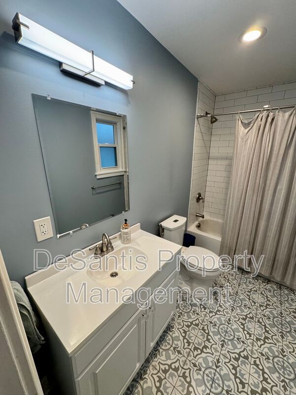 Gorgeous 3 Bed 2.5 Bath in Lawrenceville! property image