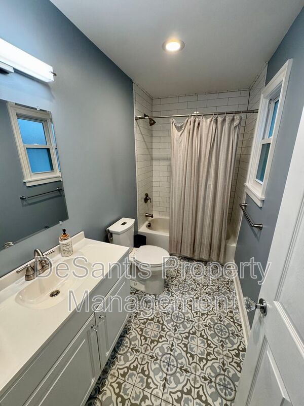 Gorgeous 3 Bed 2.5 Bath in Lawrenceville! property image
