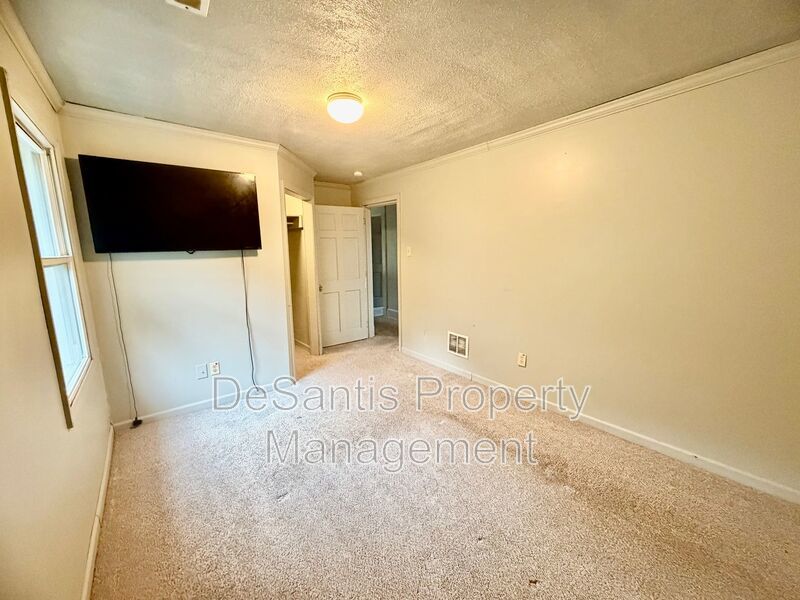 Spacious 3-Bedroom, 2-Bath Home with Large Deck & Off-Street Parking property image