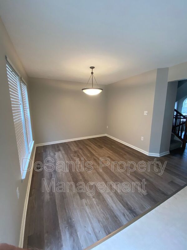 Mars (Adams Ridge) 3 Bedroom, 2.5 Bath Townhome - End-Unit property image