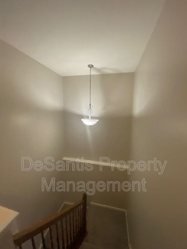 Mars (Adams Ridge) 3 Bedroom, 2.5 Bath Townhome - End-Unit property image