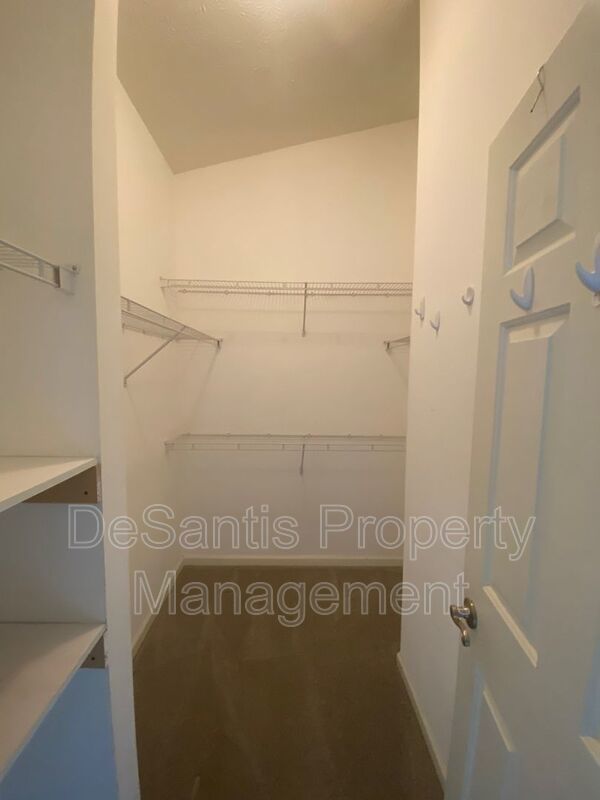 Mars (Adams Ridge) 3 Bedroom, 2.5 Bath Townhome - End-Unit property image