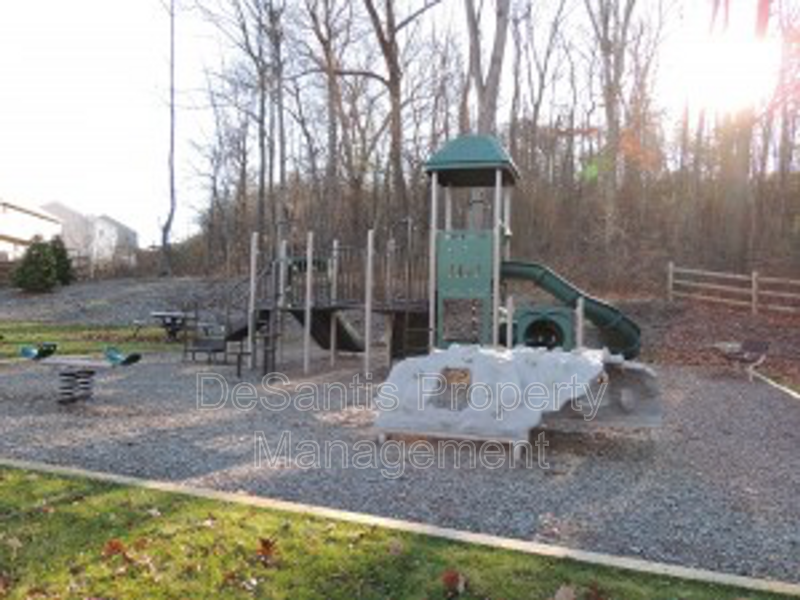 Mars (Adams Ridge) 3 Bedroom, 2.5 Bath Townhome - End-Unit property image