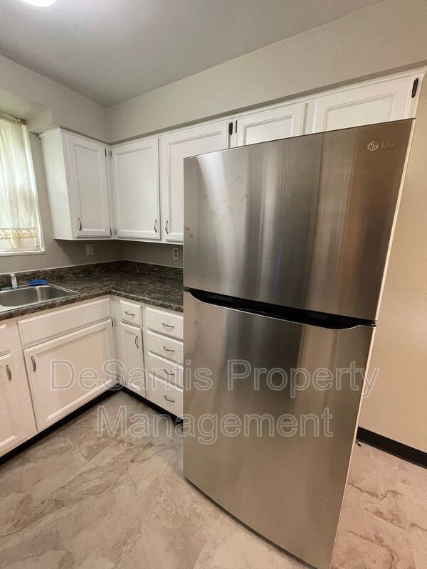 Overbrook - 3 Bed & 1 Bath - Cozy Ranch Style  - Pet Friendly! property image