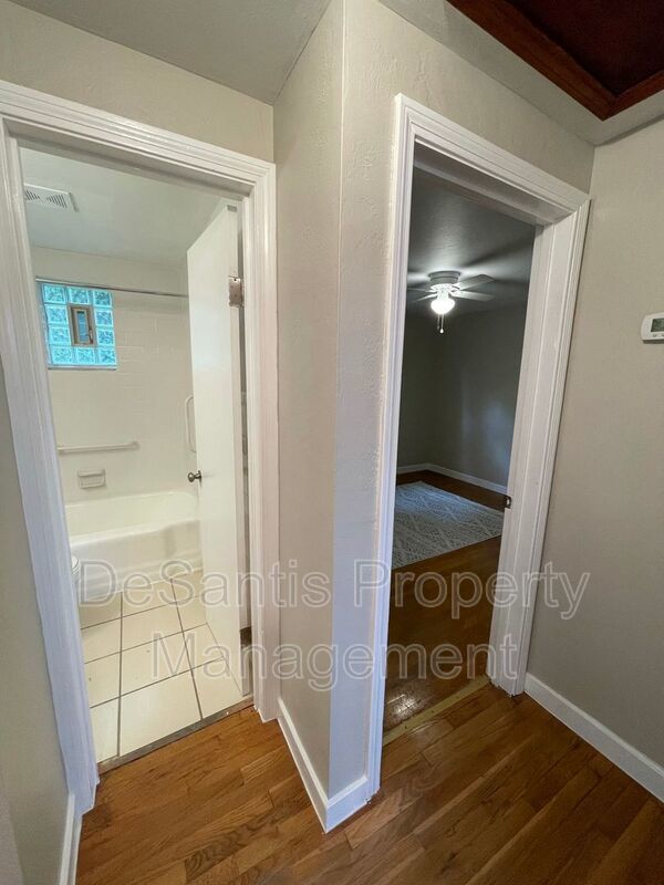 Overbrook - 3 Bed & 1 Bath - Cozy Ranch Style  - Pet Friendly! property image