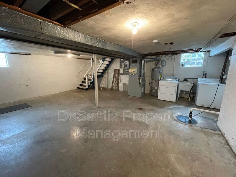 Overbrook - 3 Bed & 1 Bath - Cozy Ranch Style  - Pet Friendly! property image