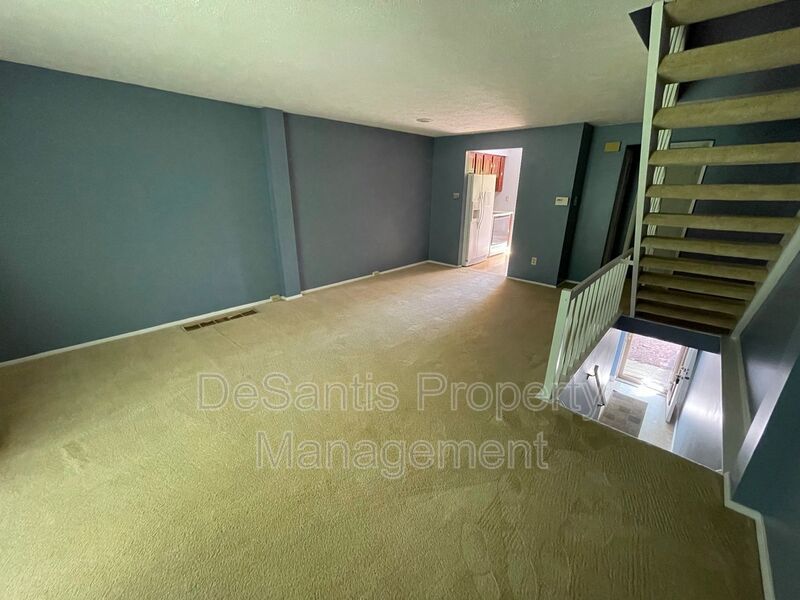 Charming 2 Bedroom 1.5 Bathroom - Bethel Park! property image
