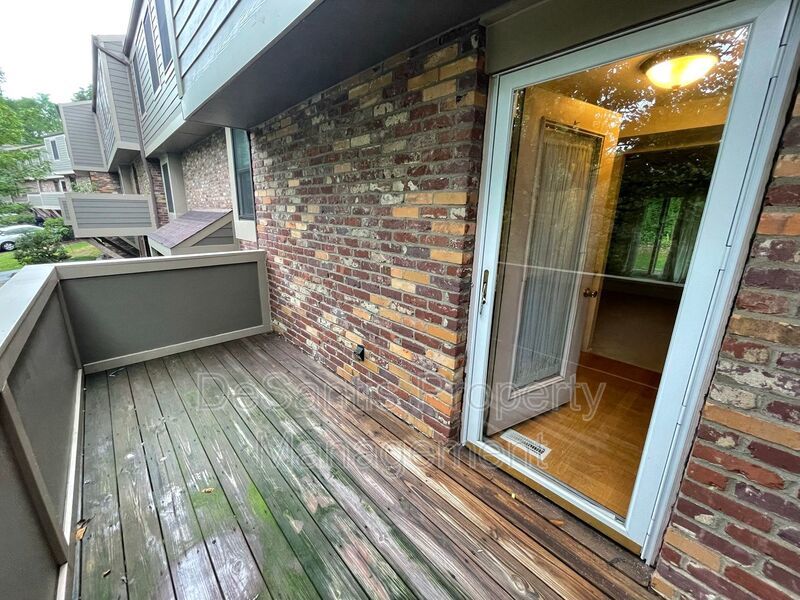 Charming 2 Bedroom 1.5 Bathroom - Bethel Park! property image