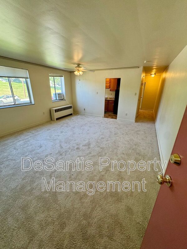 Beautifully maintained 1 Bedroom 1 Bathroom in West View! property image