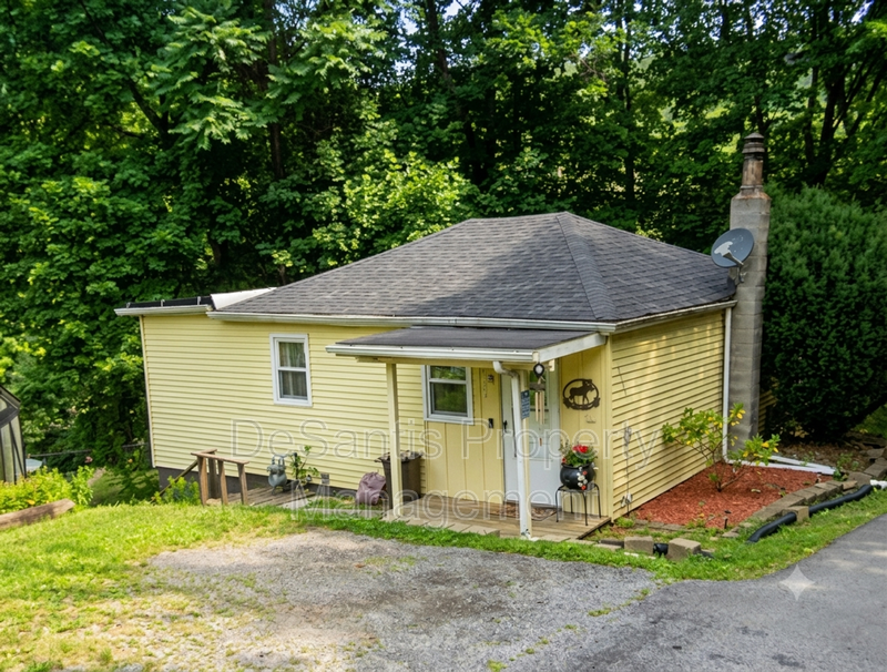 Charming & Cozy 1-Bedroom Home | Easy First-Floor Living property image