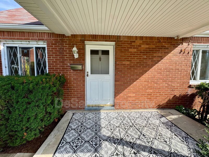 Spacious 4-Bedroom, 2-Bath Home with Classic Charm, Ample Parking & a Large Backyard! property image