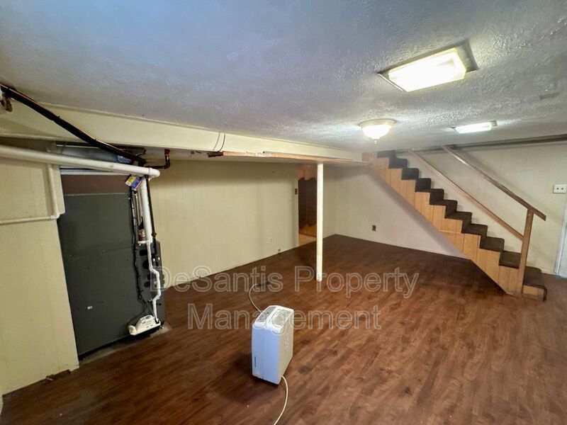 Spacious 4-Bedroom, 2-Bath Home with Classic Charm, Ample Parking & a Large Backyard! property image