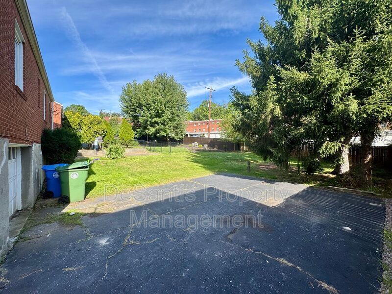 Spacious 4-Bedroom, 2-Bath Home with Classic Charm, Ample Parking & a Large Backyard! property image