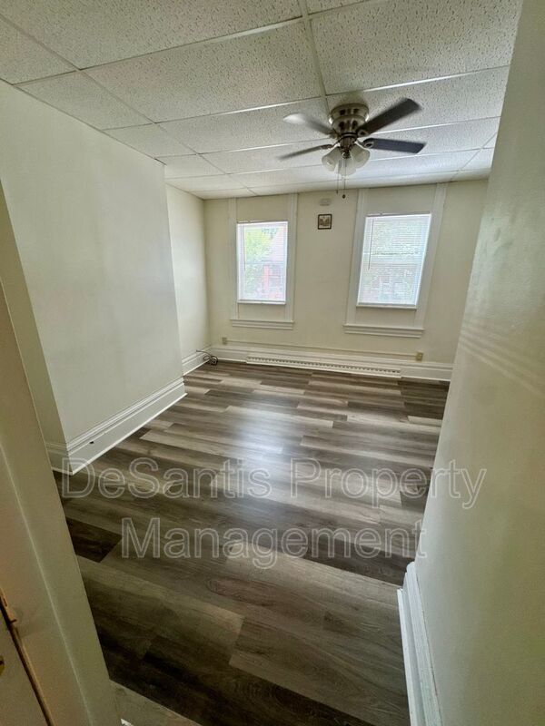 Spacious 1 Bedroom Apt in Troy Hill! property image