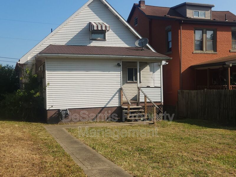 Recently Renovated - 3 bedroom 2 bathroom - Monessen property image