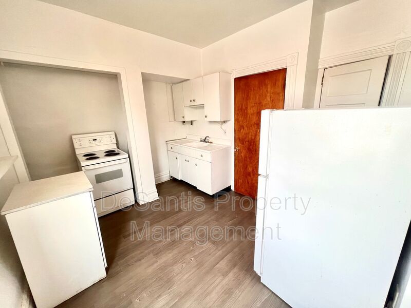 Sewickley - 1 Bedroom 1 Bath - Large Apartment property image