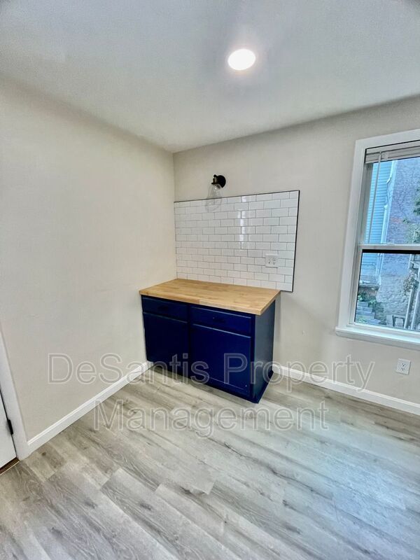2 Bed 1 Bath- Pittsburgh PA property image