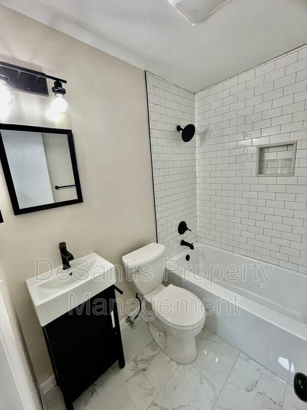 2 Bed 1 Bath- Pittsburgh PA property image