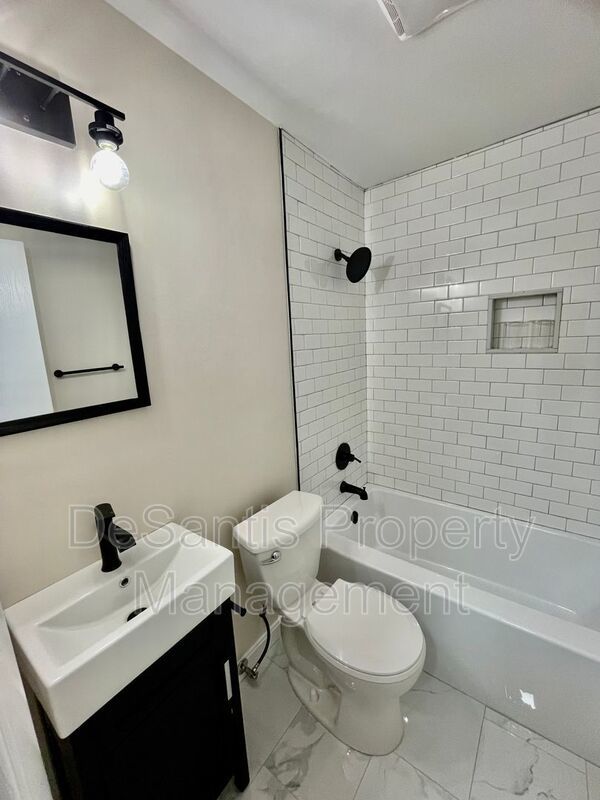 2 Bed 1 Bath- Pittsburgh PA property image