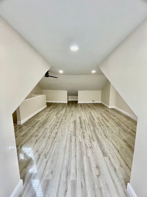 2 Bed 1 Bath- Pittsburgh PA property image