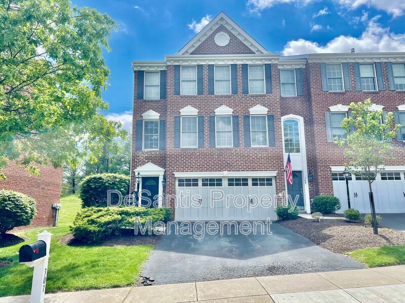Modern Elegance: Newly Remodeled Home with 2-Car Garage in Wexford, PA property image