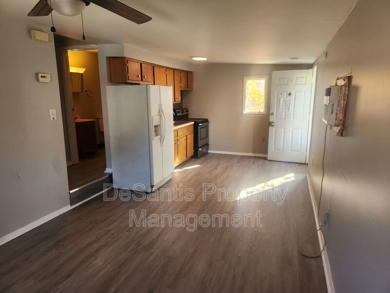 One Bedroom One Bath apartment home in Elizabeth PA property image
