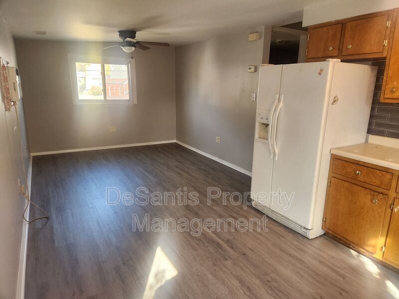 One Bedroom One Bath apartment home in Elizabeth PA property image