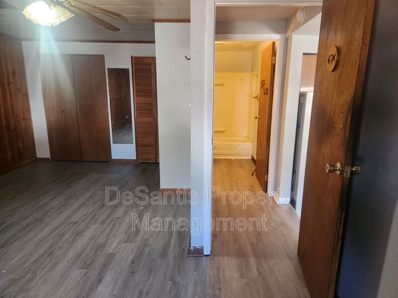 One Bedroom One Bath apartment home in Elizabeth PA property image