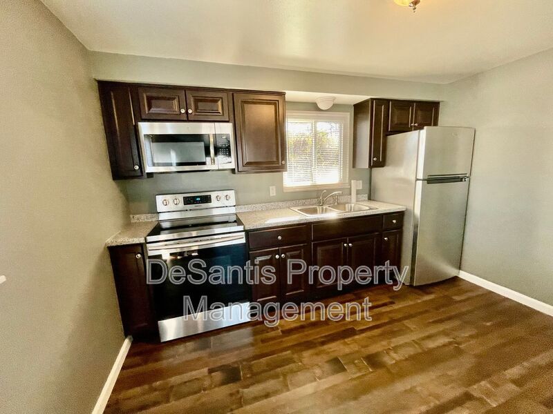 2 Bed 1 Bath- Freedom PA property image