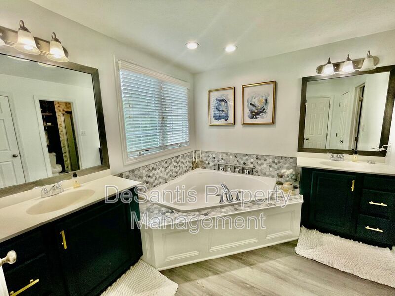 Modern Elegance: Newly Remodeled Home with 2-Car Garage in Wexford, PA property image