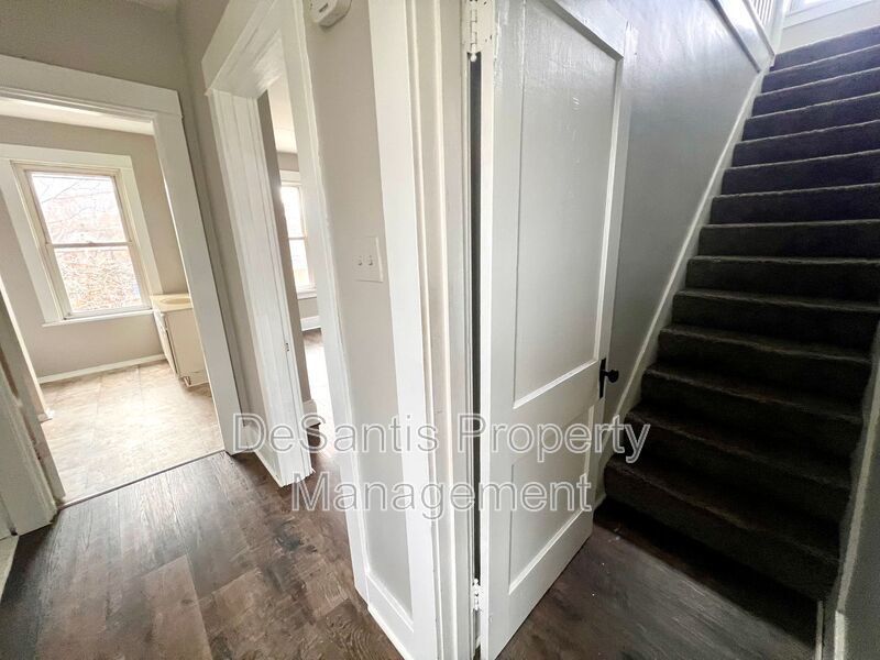 Spacious 3 Bedroom 1 Bathroom! - Aliquippa property image