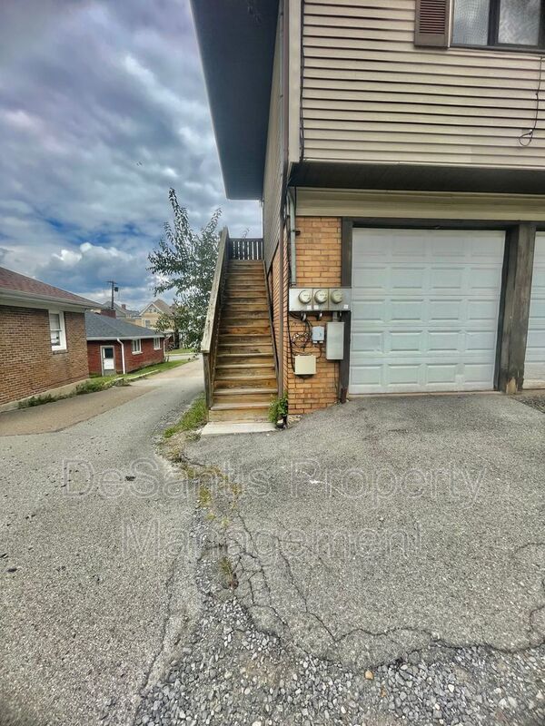 1 Bed 1 Bath- Coraopolis PA property image