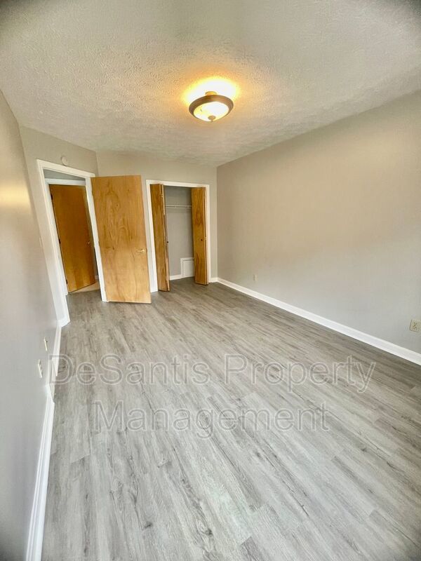 1 Bed 1 Bath- Coraopolis PA property image