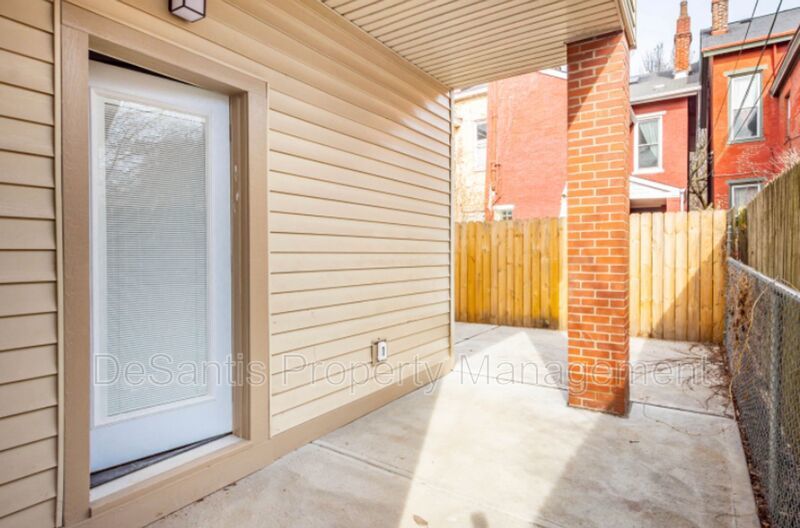 3 Bedroom 1.5 Bath - Pittsburgh property image