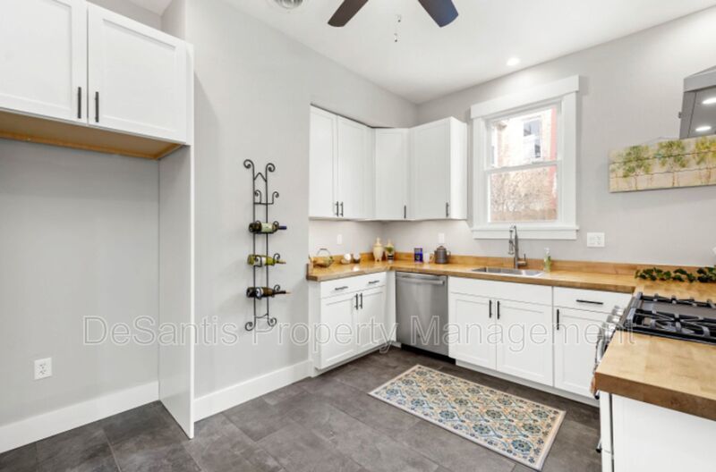 3 Bedroom 1.5 Bath - Pittsburgh property image