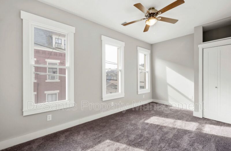 3 Bedroom 1.5 Bath - Pittsburgh property image