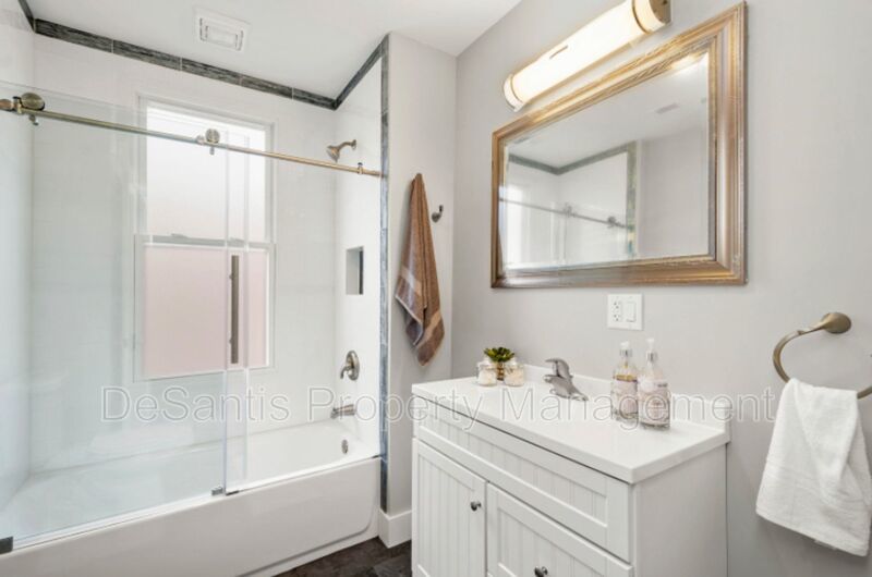 3 Bedroom 1.5 Bath - Pittsburgh property image