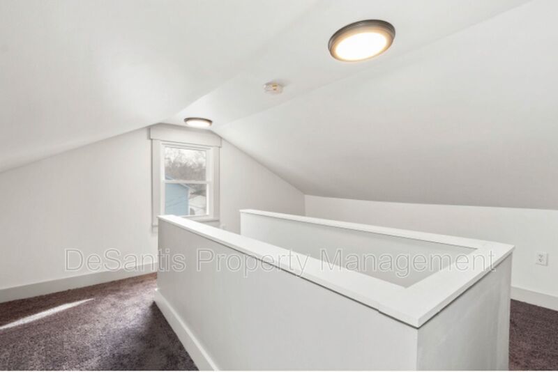 3 Bedroom 1.5 Bath - Pittsburgh property image