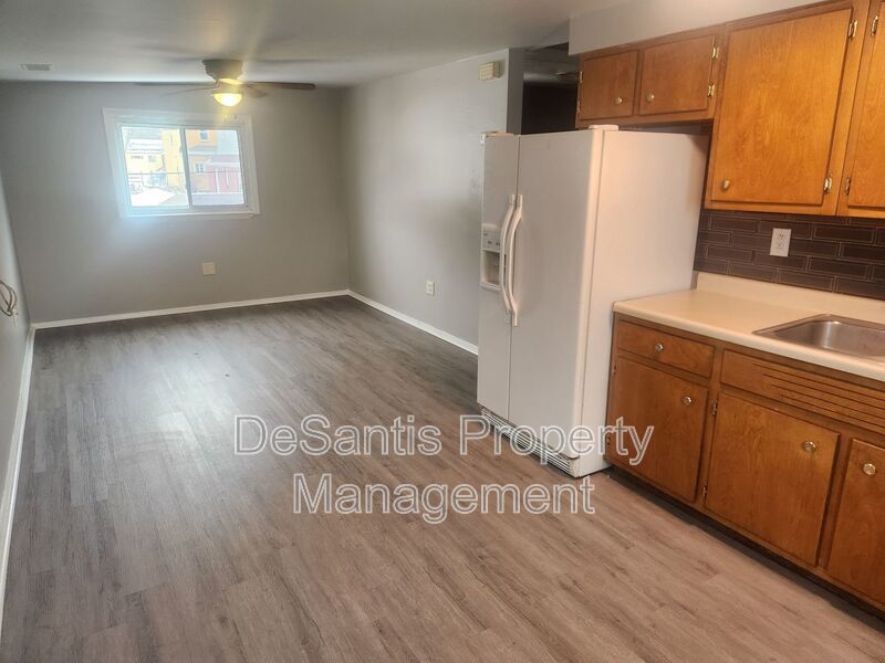 One Bedroom One Bath apartment home in Elizabeth PA property image