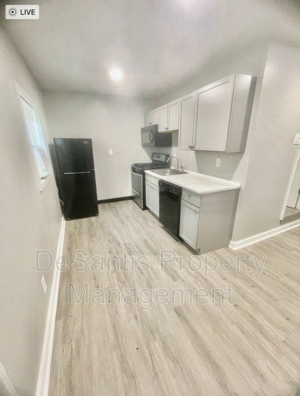 1 Bed 1 Bath-Pittsburgh Pa property image