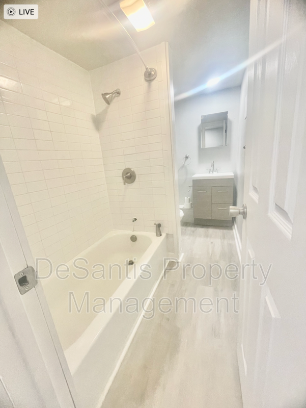 1 Bed 1 Bath-Pittsburgh Pa property image