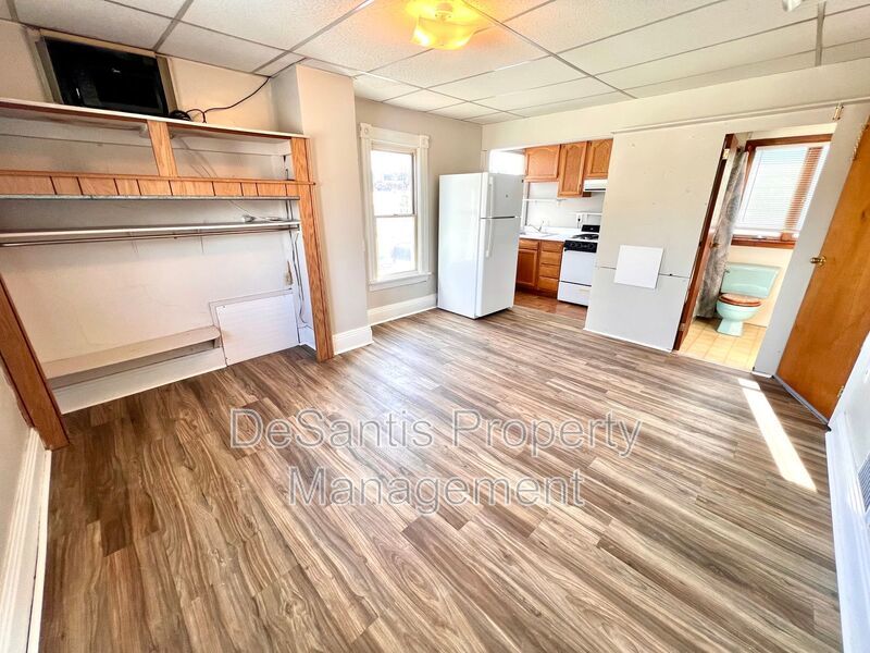 Studio Apartment in California! All utilities for one flat fee. property image