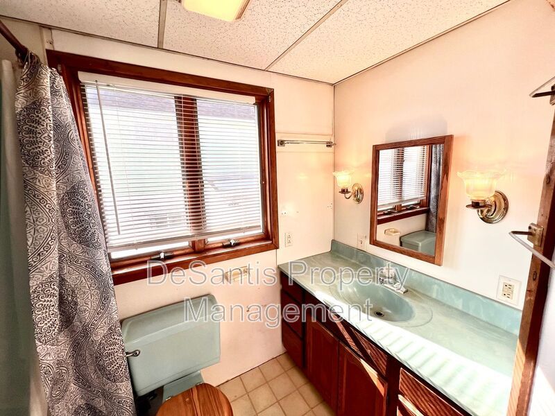 Studio Apartment in California! All utilities for one flat fee. property image