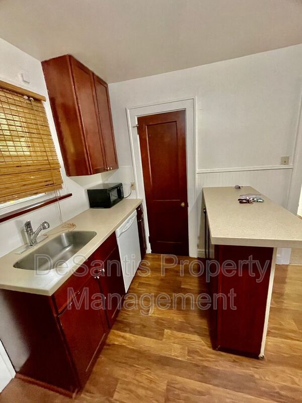 1 Bed 1 Bath Pittsburgh PA property image
