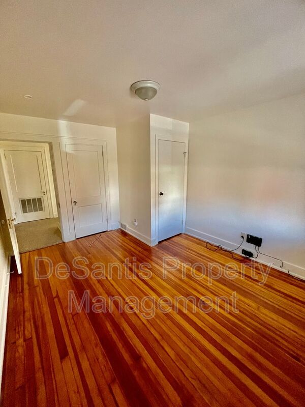 1 Bed 1 Bath Pittsburgh PA property image