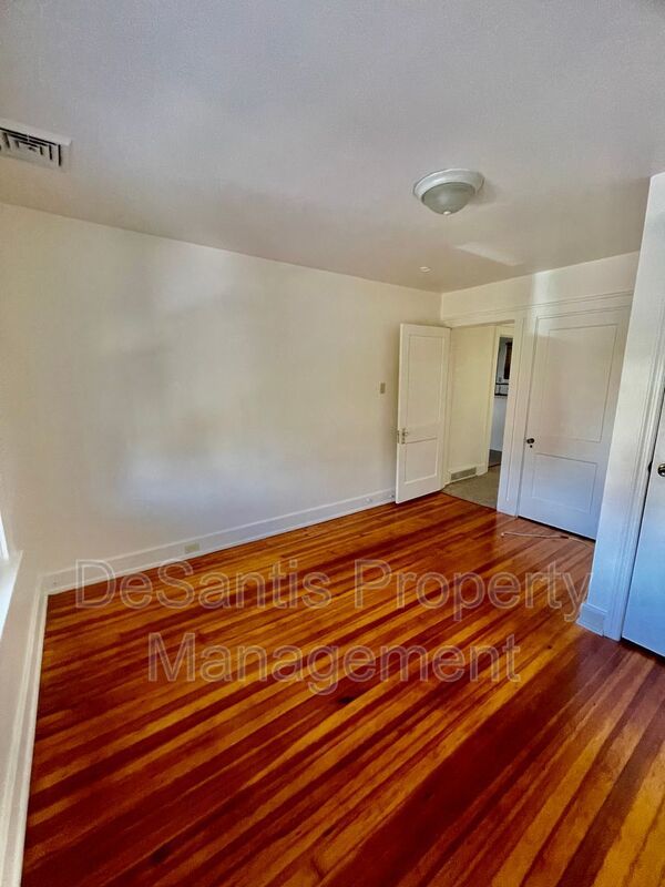 1 Bed 1 Bath Pittsburgh PA property image