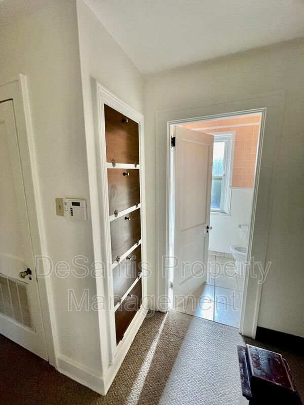 1 Bed 1 Bath Pittsburgh PA property image